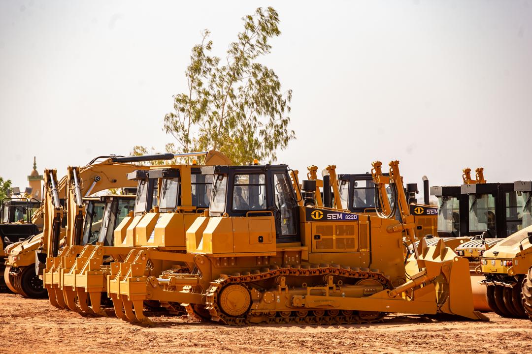 SEM Tracteurs 822D
